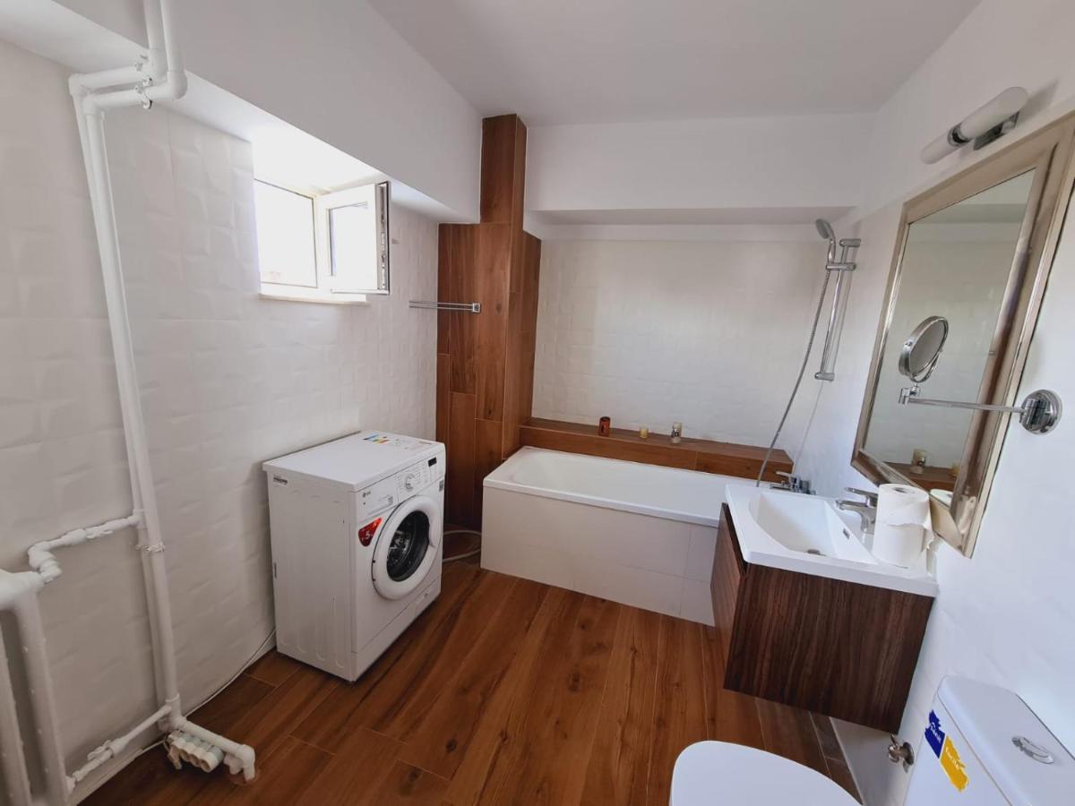 Old Town Apartment With Panoramic View Bucureşti Ngoại thất bức ảnh